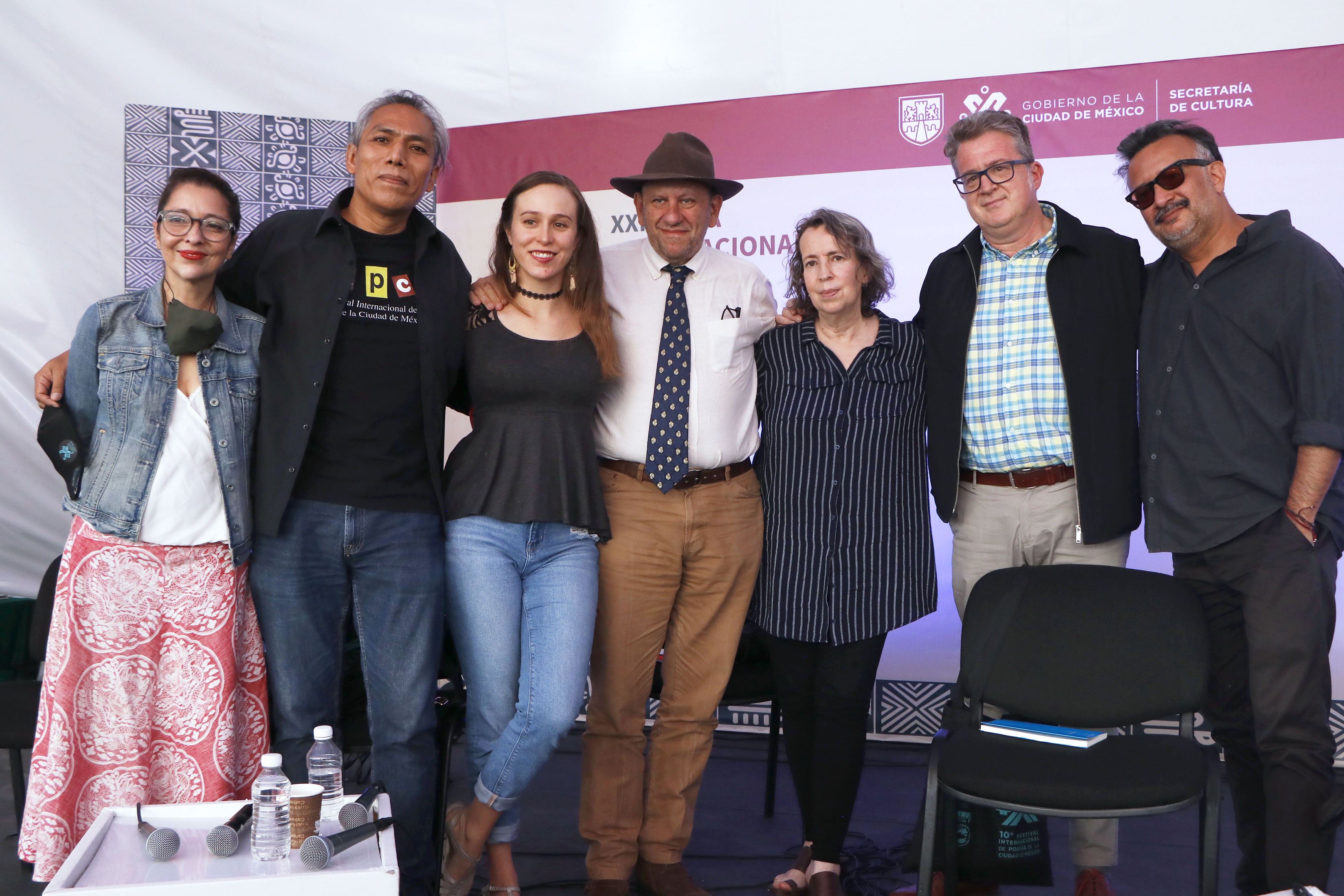 MX TV 10 FESTIVAL INTERNACIONAL DE POESÍA_20.jpg