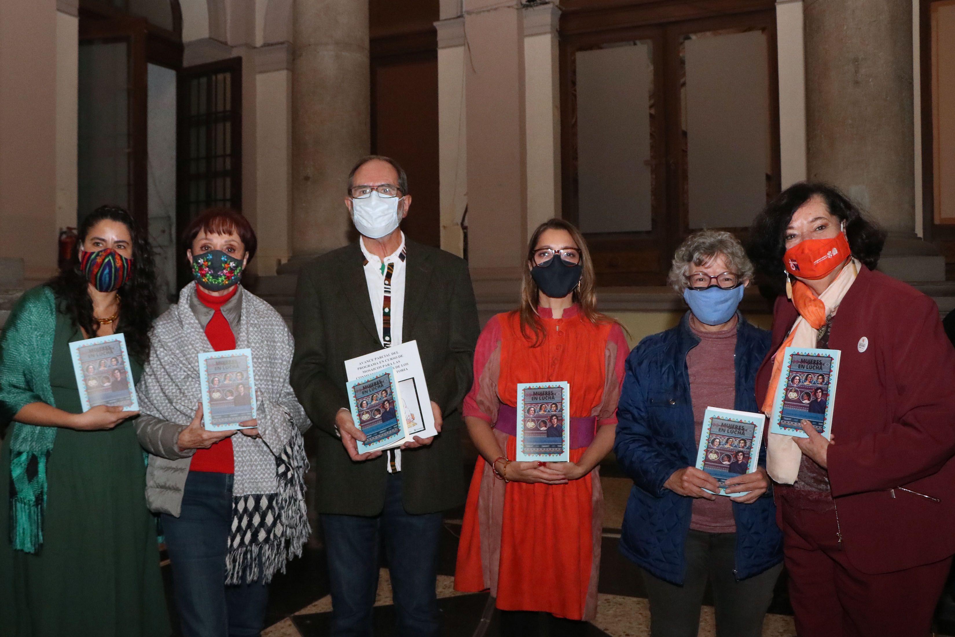 MX TV LIBRO MUJERES EN LUCHA_08.jpg