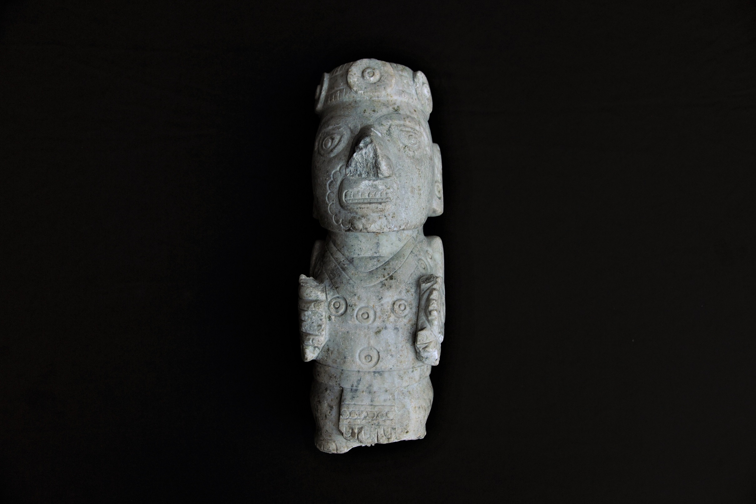 Hallazgo de Xochipilli en el antiguo Barrio de Santa María Cuepopan, CDMEX. Foto Mauricio Marat. INAH (3) (1).jpg