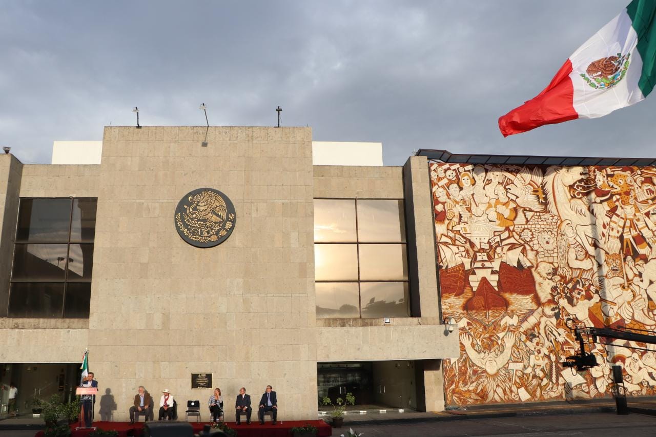 DEVELACIÓN DEL CONJUNTO MURALÍSTICO “EL REGRESO DE LOS DIOSES” (5).jpeg