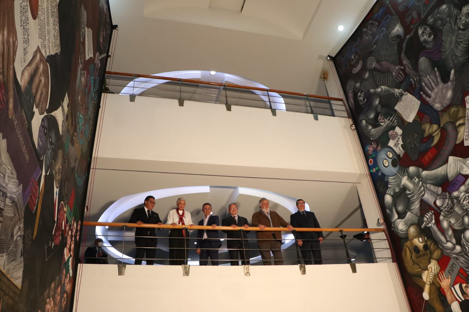 DEVELACIÓN DEL CONJUNTO MURALÍSTICO “EL REGRESO DE LOS DIOSES” (6).jpeg