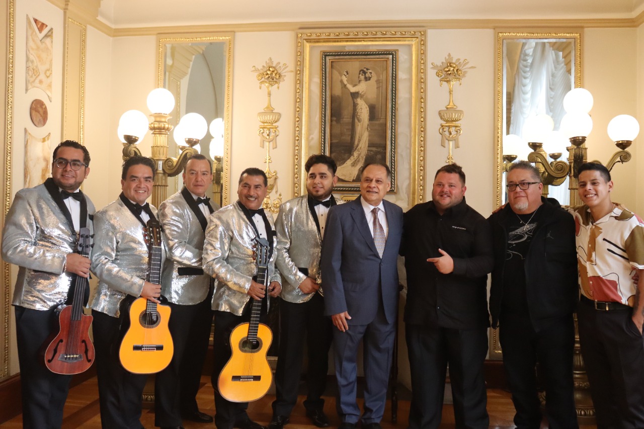 EL ROMANTICISMO DEL VII FESTIVAL MUNDIAL DEL BOLERO LLEGARÁ AL TEATRO