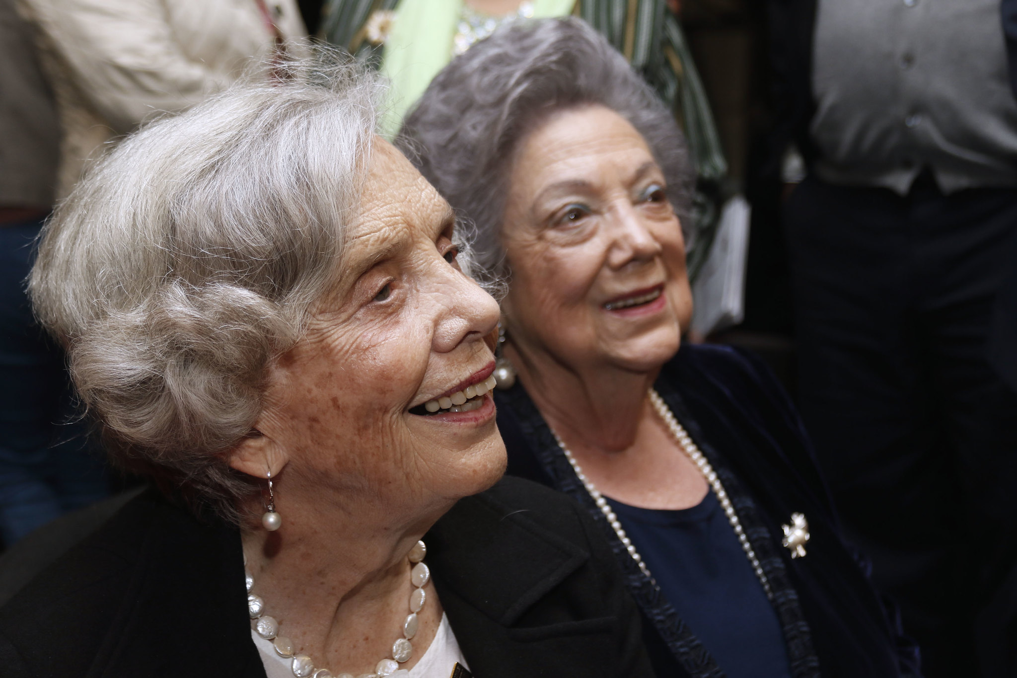 ELENA PONIATOWSKA.jpg