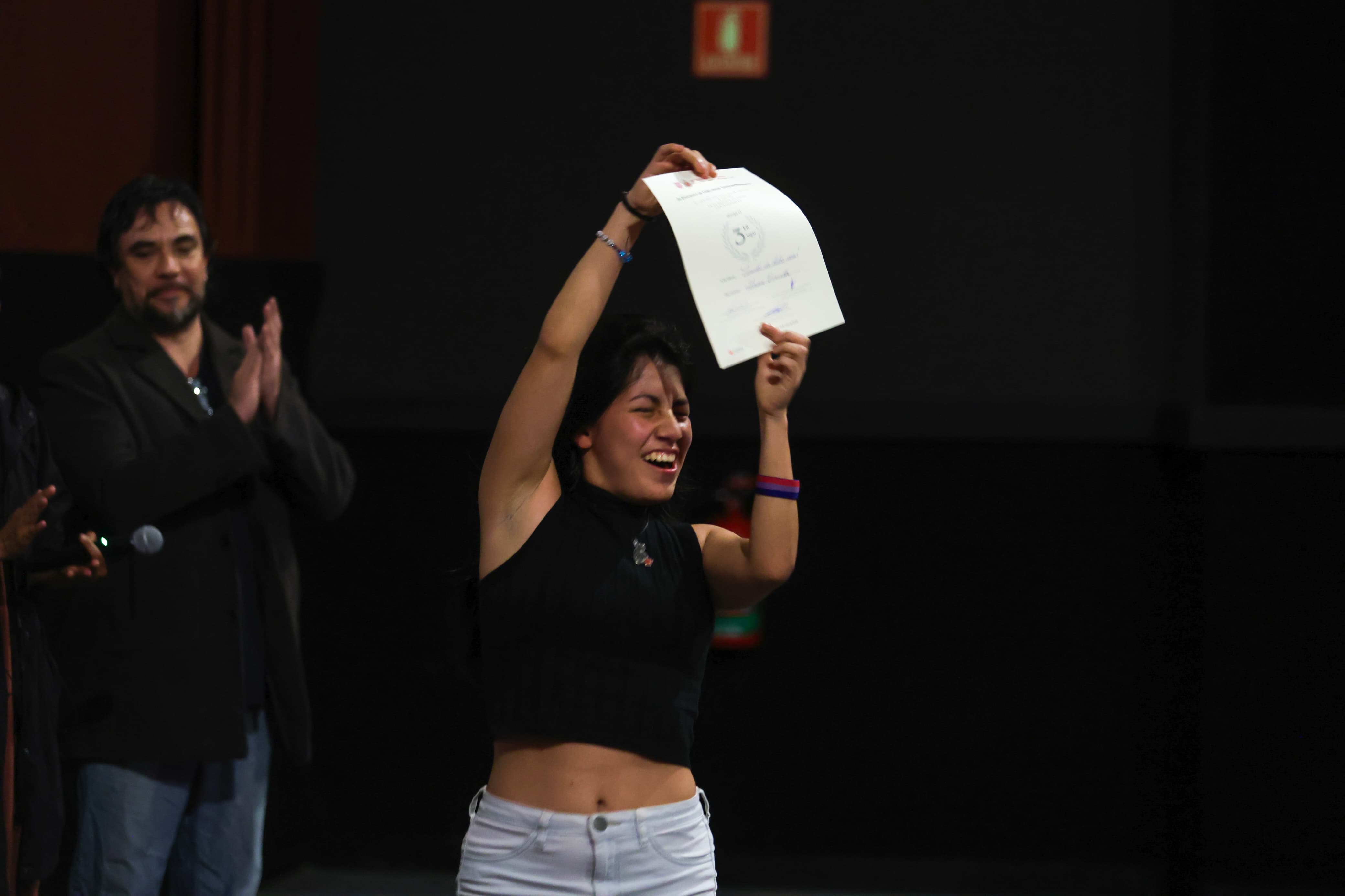 a08b9ef4-1c1e-40df-bfb0-63abbdf46297.jpg